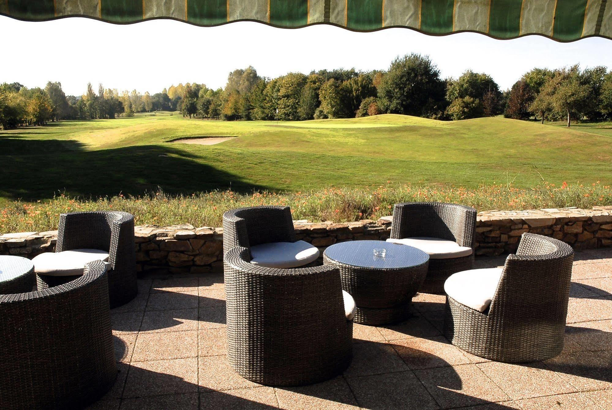 Hotel Anjou Golf And Country Club Champigné Exterior foto